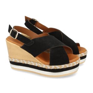 Sandalia de Cu?a Multicolor con Hebilla