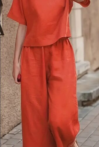 Conjunto elegante de dos piezas liso: camiseta cómoda de cuello redondo